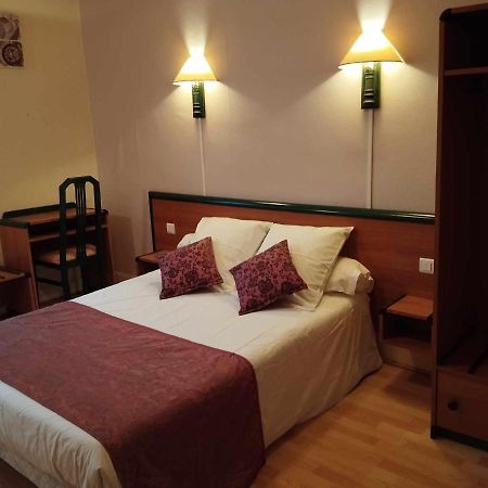 Hotel Moderne Prades-d'Aubrac Esterno foto