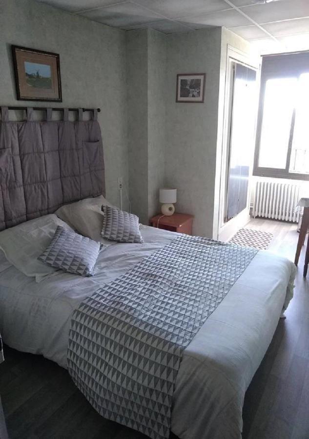 Hotel Moderne Prades-d'Aubrac Esterno foto